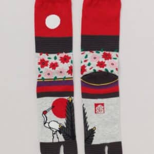 Medias tabi japonesas con diseño de carta Hanafuda: grulla y sol Kawagami