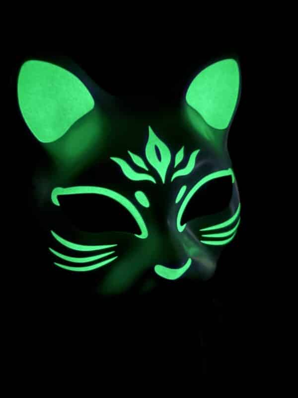 Máscara tradicional japonesa: NEKOMEN FOSFORESCENTE