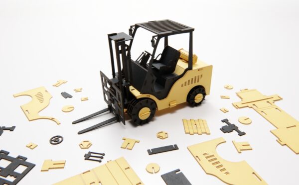 Cars craft grande: Montacargas – Forklift - Imagen 3