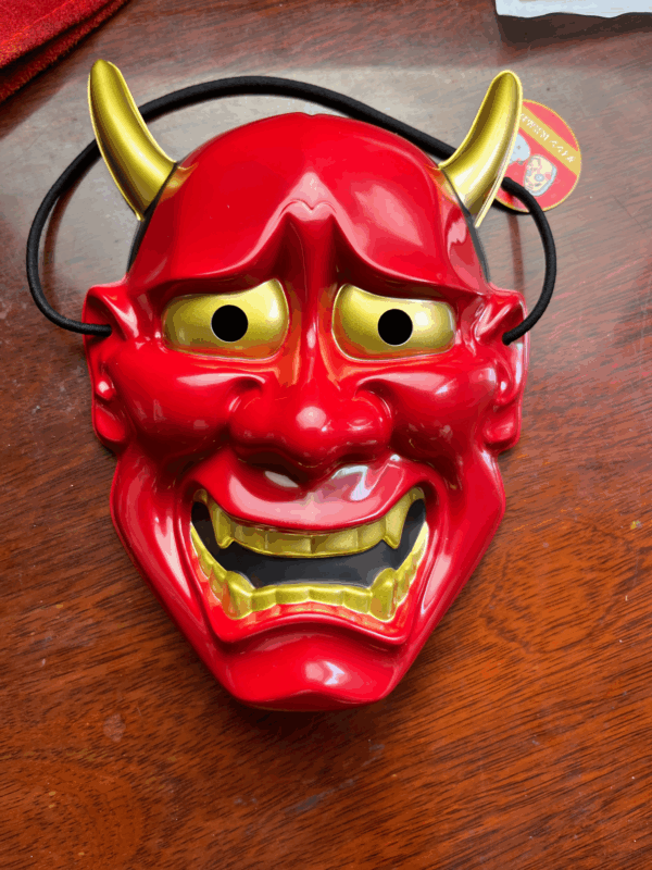 Máscara tradicional japonesa: HANNYA ROJA
